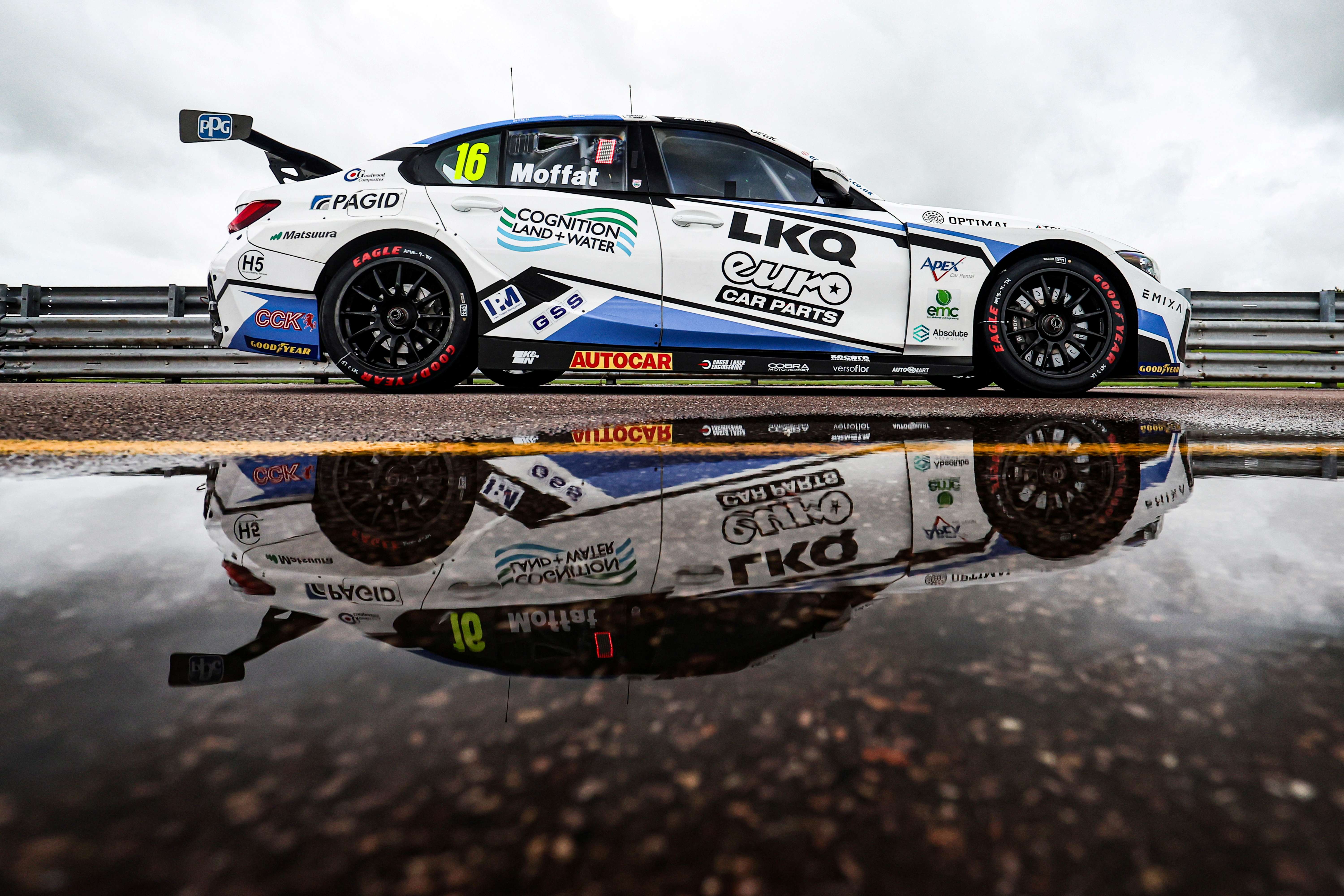 Thruxton Race Day!